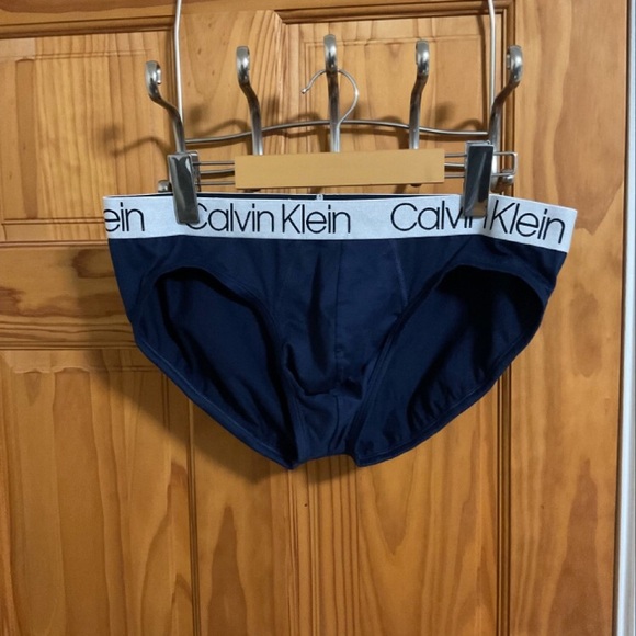 2 Calvin Klein microfiber brief men . Size Large - Picture 1 of 5